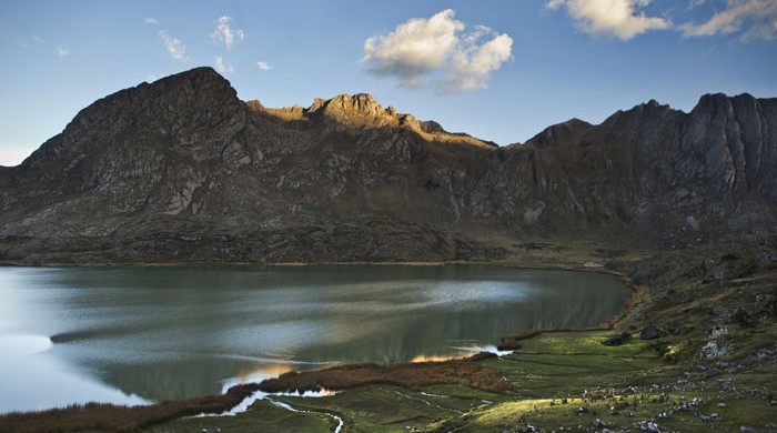 LAGUNA DE CARPA, TANTAMAYO, HUANUCO, PERU